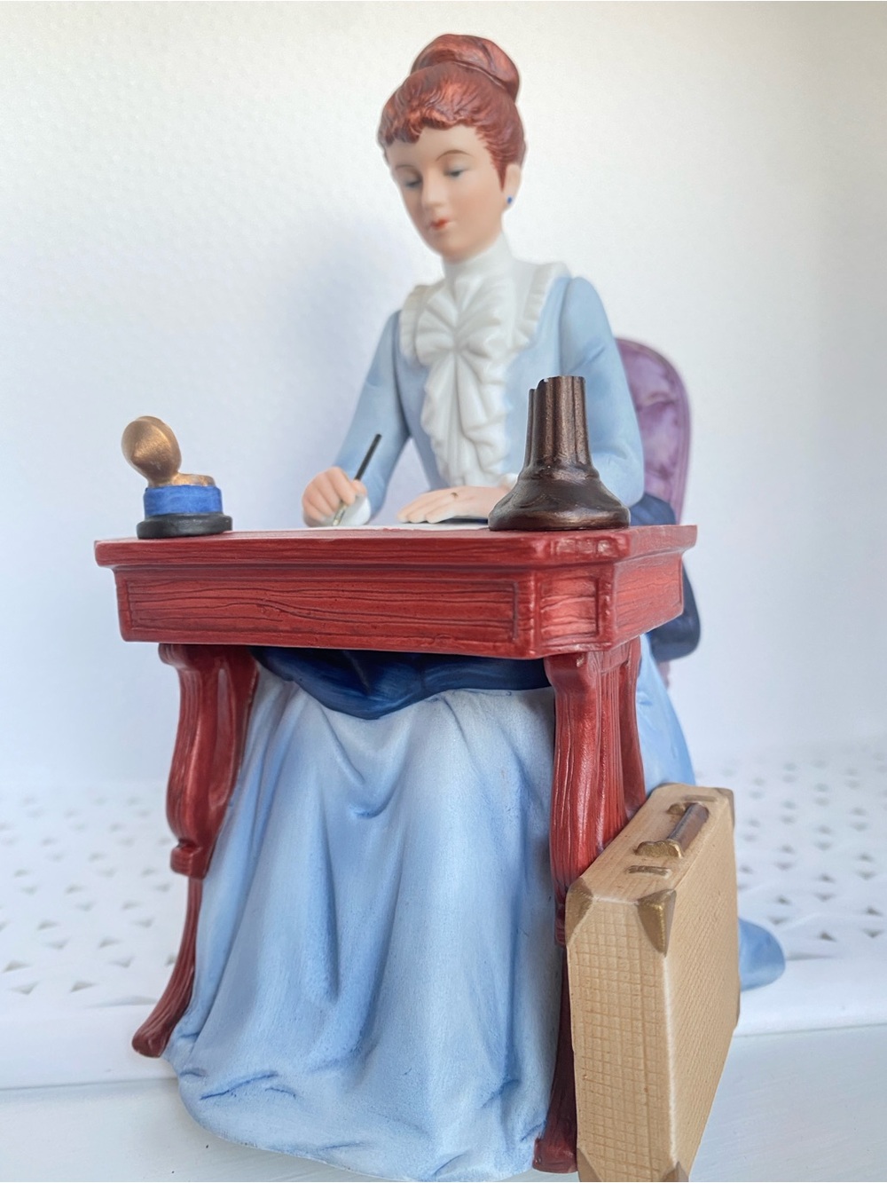 1985 Writer Lady Albee Award Victorian Broadway Custom Dressmaker Porcelain New - Picture 3 of 10